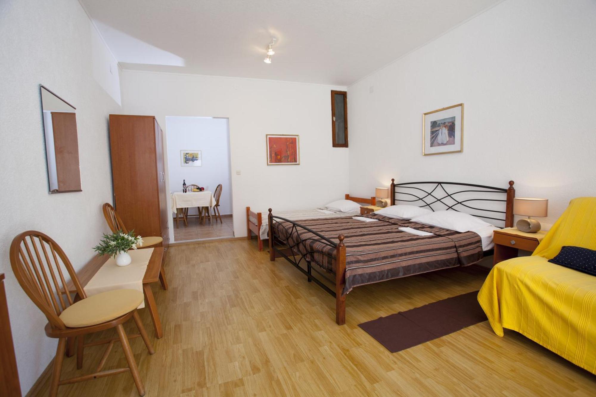 Apartments Kovacic Makarska Chambre photo